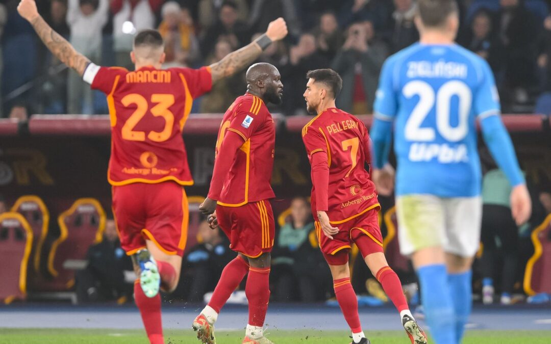 La Roma si regala un Natale da favola: all’Olimpico i giallorossi battono il Napoli 2-0. Gol di Pellegrini e Lukaku