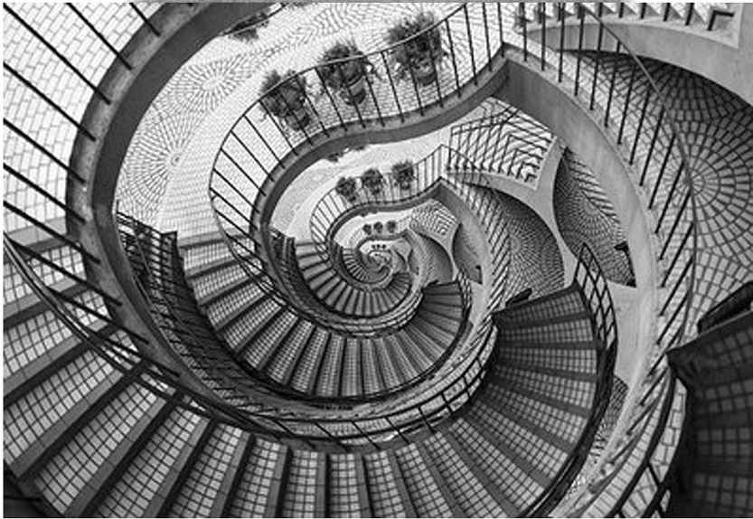 I mondi immaginifici di Escher a Palazzo Bonaparte. Inaugurata ad ottobre la mostra proseguirà fino al 1 aprile 2024