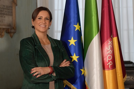 Lucarelli: “Roma si unisce alla battaglia per la parità di genere. Si può vincere insieme”