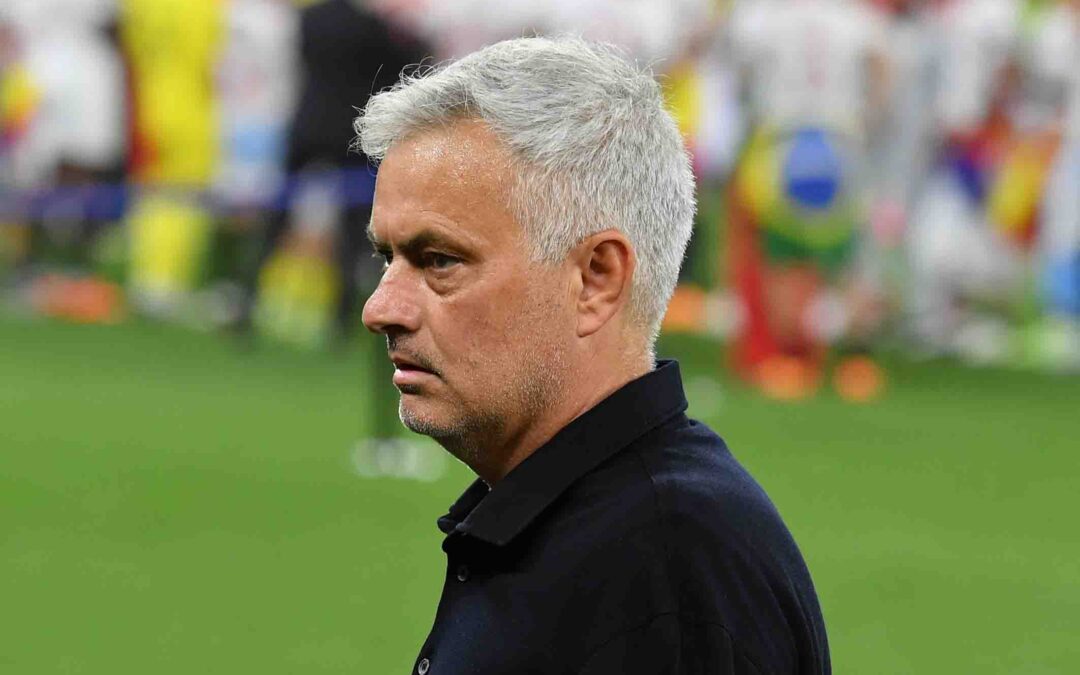 Mourinho si salva dalla squalifica. Pagherà una multa di 20 mila euro alla FIGC