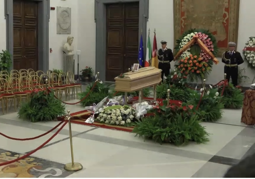 Il feretro di Sandra Milo è arrivato in Campidoglio