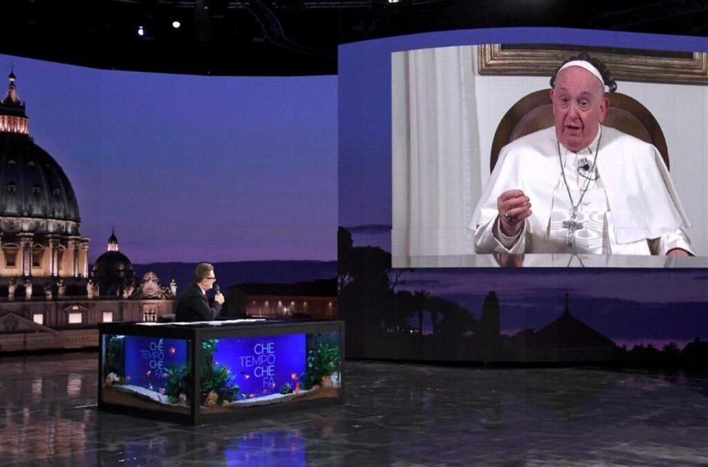 Papa Francesco torna a ‘Che tempo che fa’: “Vi chiedo di pregare per me”