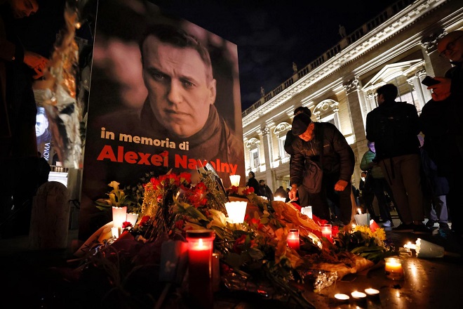 Il grido di Roma per Alexei Navalny, in centinaia al Campidoglio