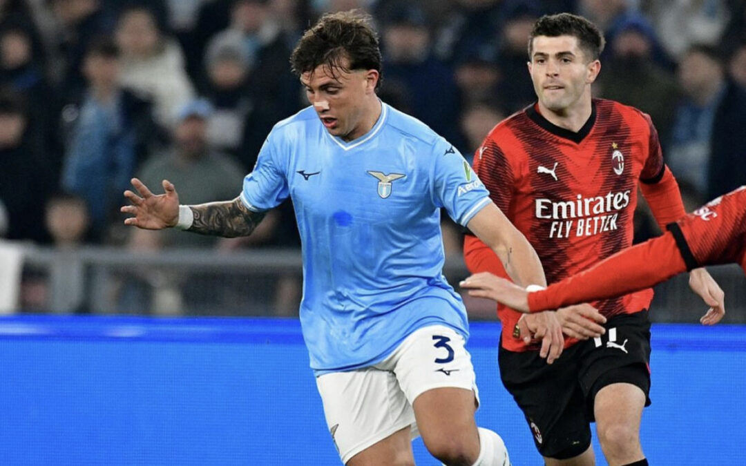 La Lazio finisce in otto e viene beffata da Okafor: il Milan passa all’Olimpico 1-0