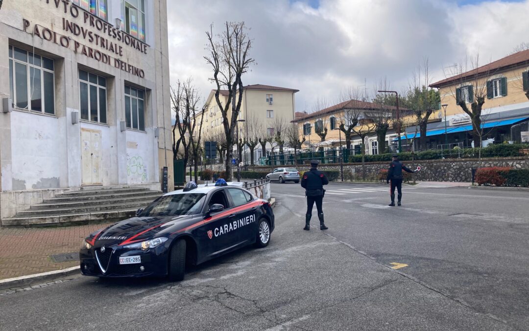 Colleferro, giro di vite su alcol e droga, controlli a tappeto dei Carabinieri