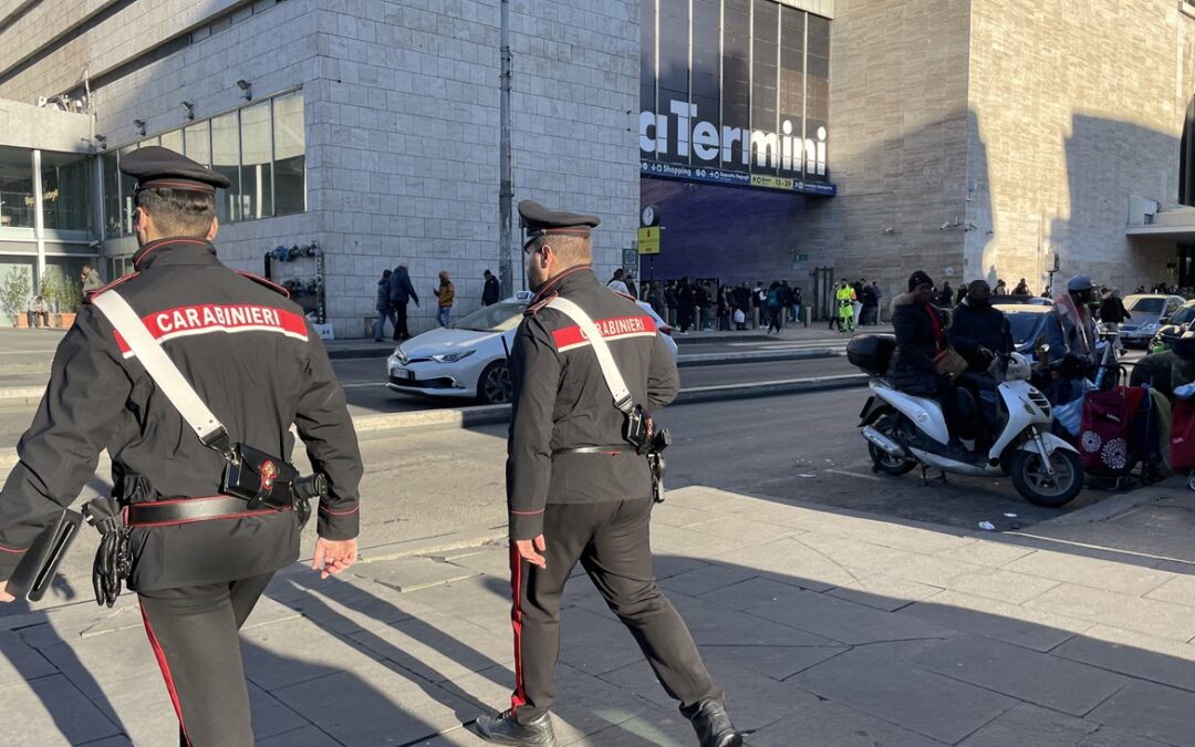 Ancora controlli a Termini, i Carabinieri arrestano una persona, tredici le denunce