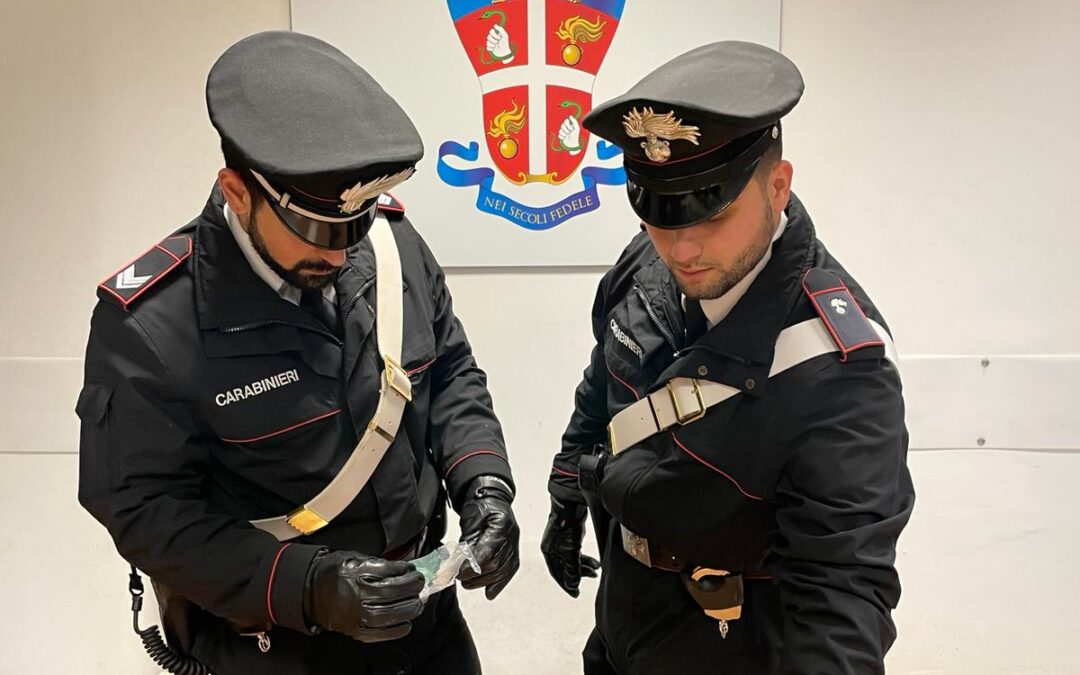 Finisce in manette 37enne trovato in possesso di cocaina