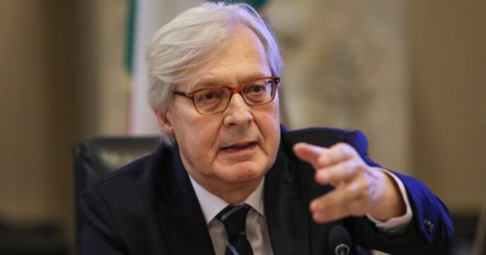 Vittorio Sgarbi, reati tributari per 715mila euro. Chiesto il rinvio a giudizio
