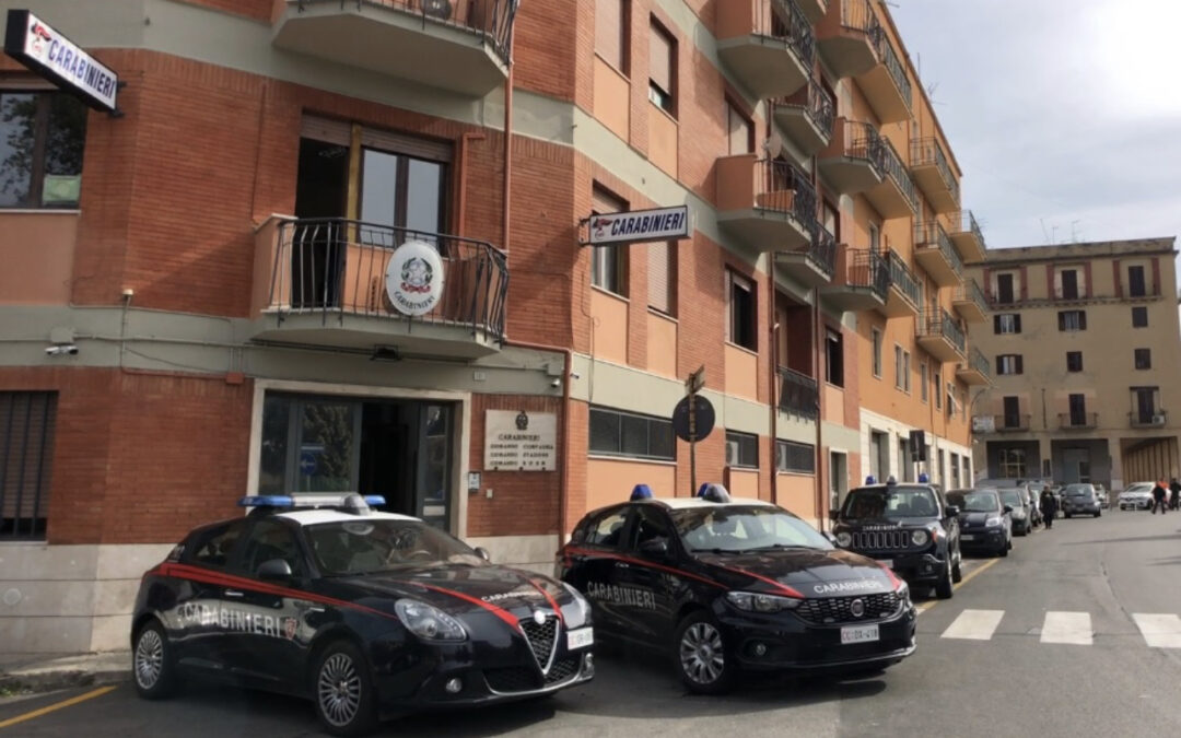 Rubano gasolio dal serbatoio di un bus turistico.Tre persone arrestate