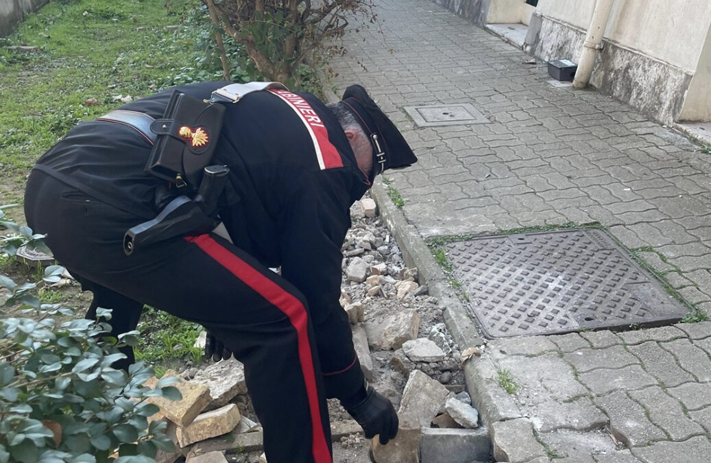 Quarticciolo, minori spacciavano droga. Arrestato un 16enne