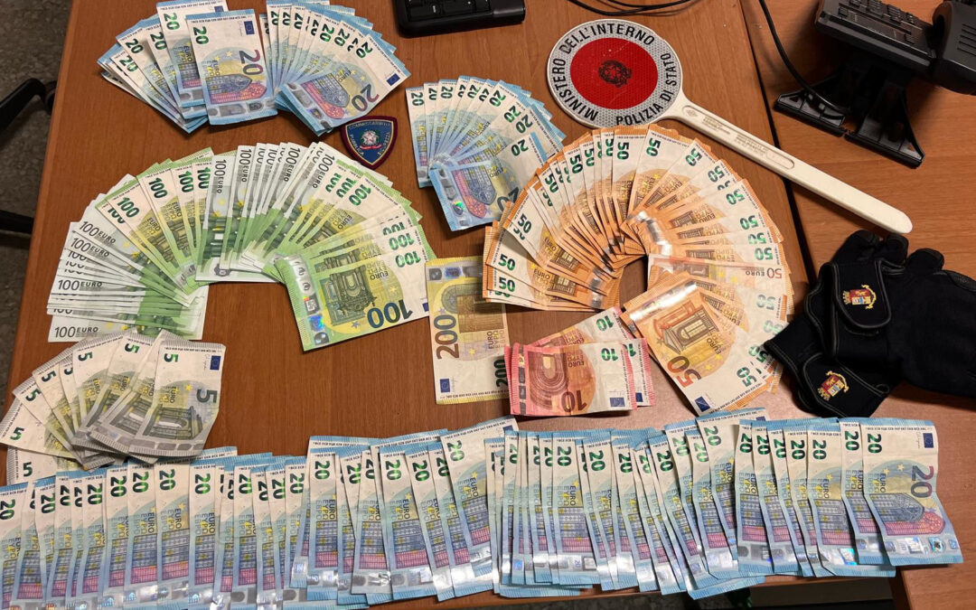 Operazione della Polizia al Laurentino 38, eseguite 5 misure cautelari e sequestrati droga e armi