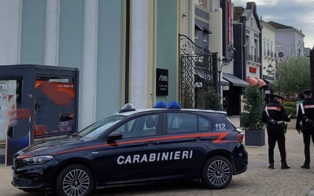 Taccheggiatrici a Valmontone, arrestate dai Carabinieri 3 donne e denunciato un 33enne uruguaiano