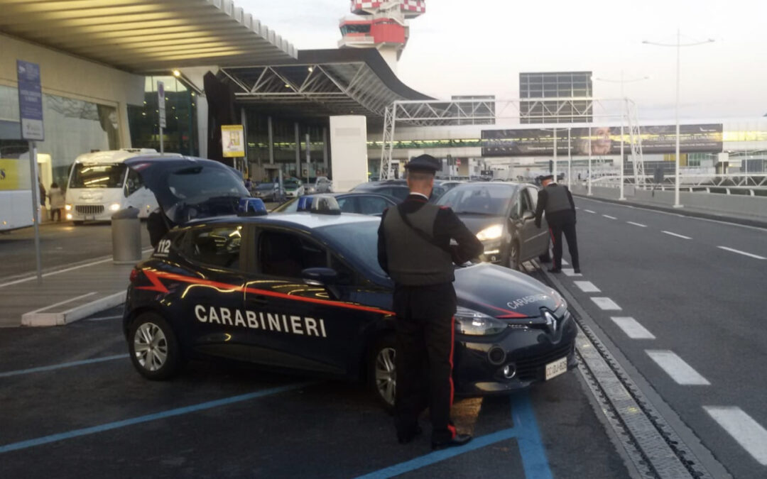 Carabinieri denunciano 2 donne per tentato furto ai duty free