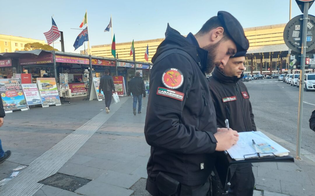 Termini, 3 persone arrestate dai Carabinieri per aver rubato in un negozio, multa da 2500 euro per una pizzeria