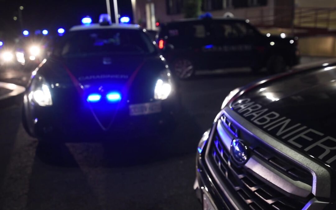 Avevano picchiato e derubato un rider, 4 minorenni arrestati dai Carabinieri finiscono in comunità