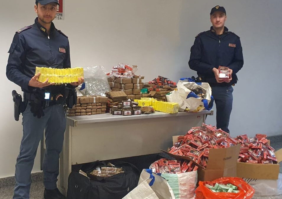 Sorpreso con oltre 350 kg di droga: arrestato dalla Polizia un 20enne romano