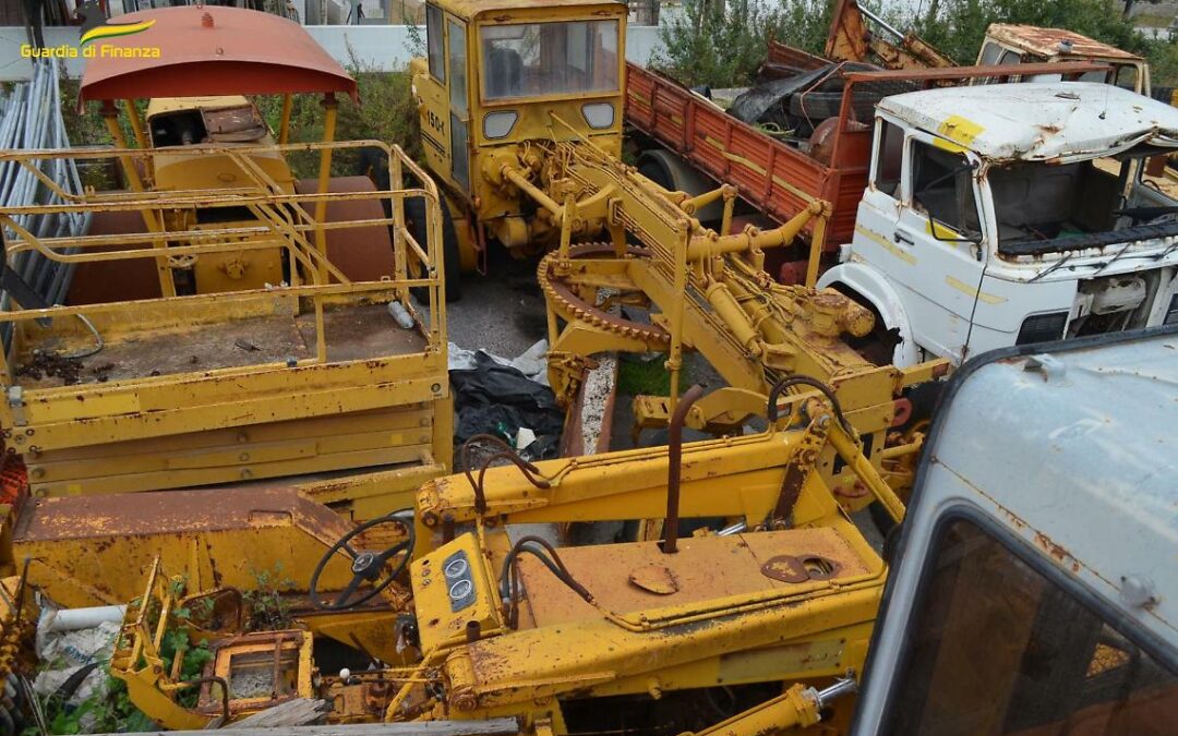 La Guardia di Finanza sequestra discarica abusiva sul litorale romano. Denunciati i responsabili