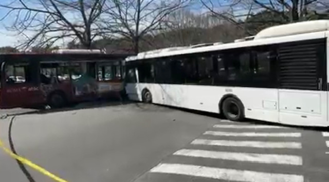 Roma, incidente tra bus Atac e Roma TpI a Monte Mario: almeno 15 feriti, quattro gravissimi