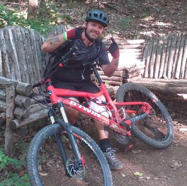 Muore a due giorni dall’incidente a bordo della sua moto. Aveva 43 anni