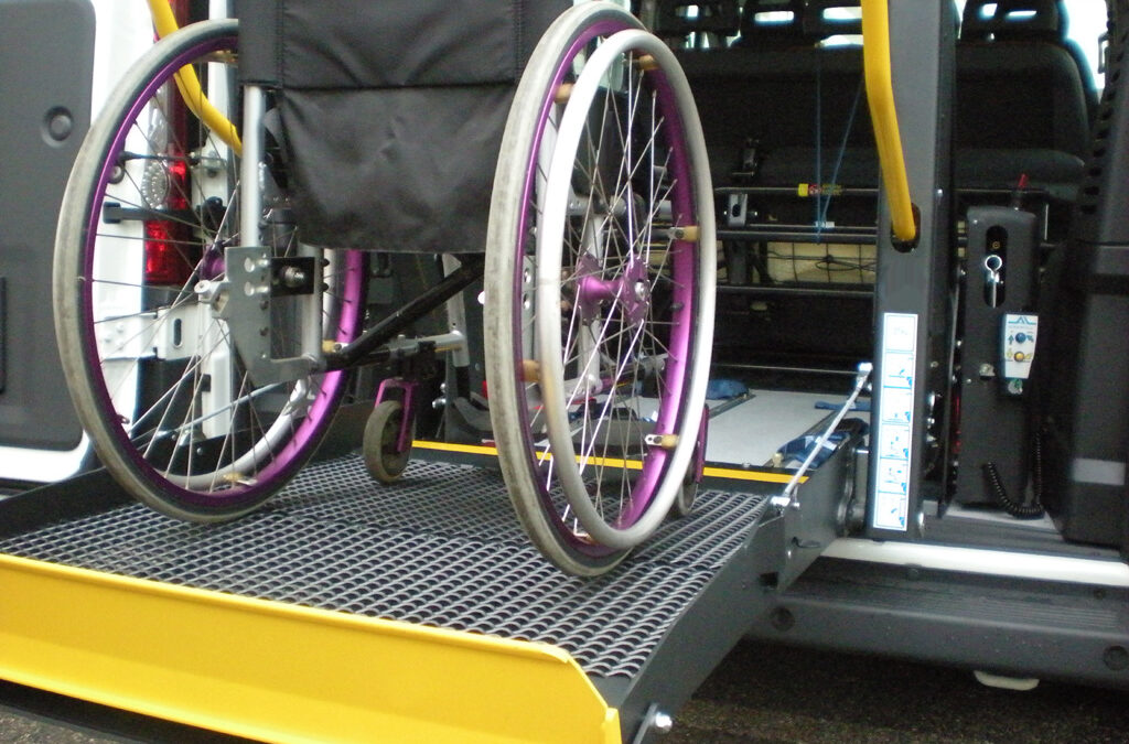 Comune di Ladispoli: trasporto scolastico studenti con disabilità, pubblicato l’avviso