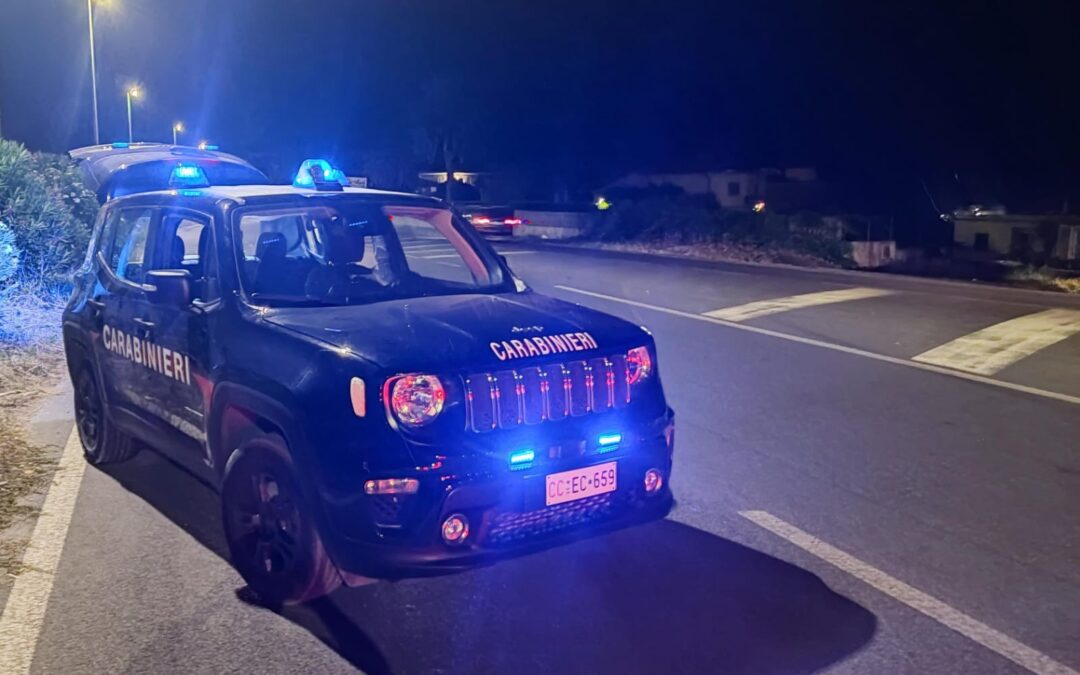 Stavano rubando le gomme da un’auto, fermati e arrestati dai Carabinieri tre ragazzi e una ragazza