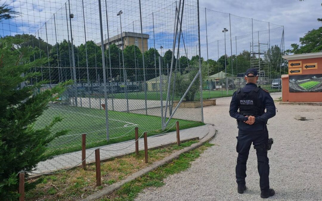 Via degli Alberini, Polizia Locale chiude il centro sportivo