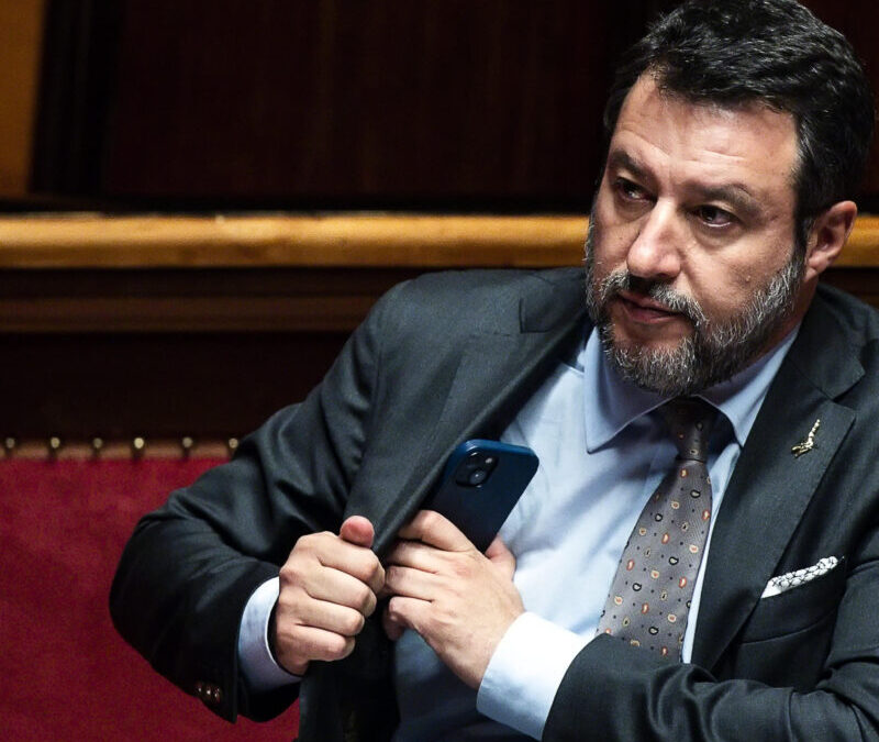 Puntavano alla cassaforte i ladri entrati nella casa romana del vicepremier Matteo Salvini
