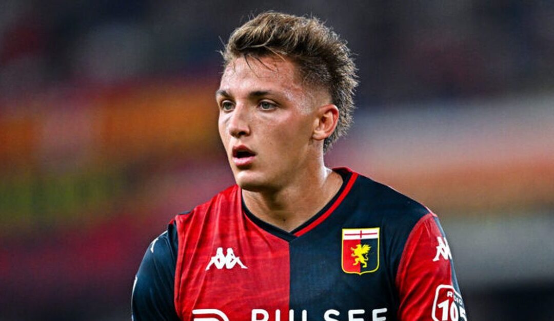 Mercato Roma, per il dopo Abraham spunta il nome di Mateo Retegui del Genoa