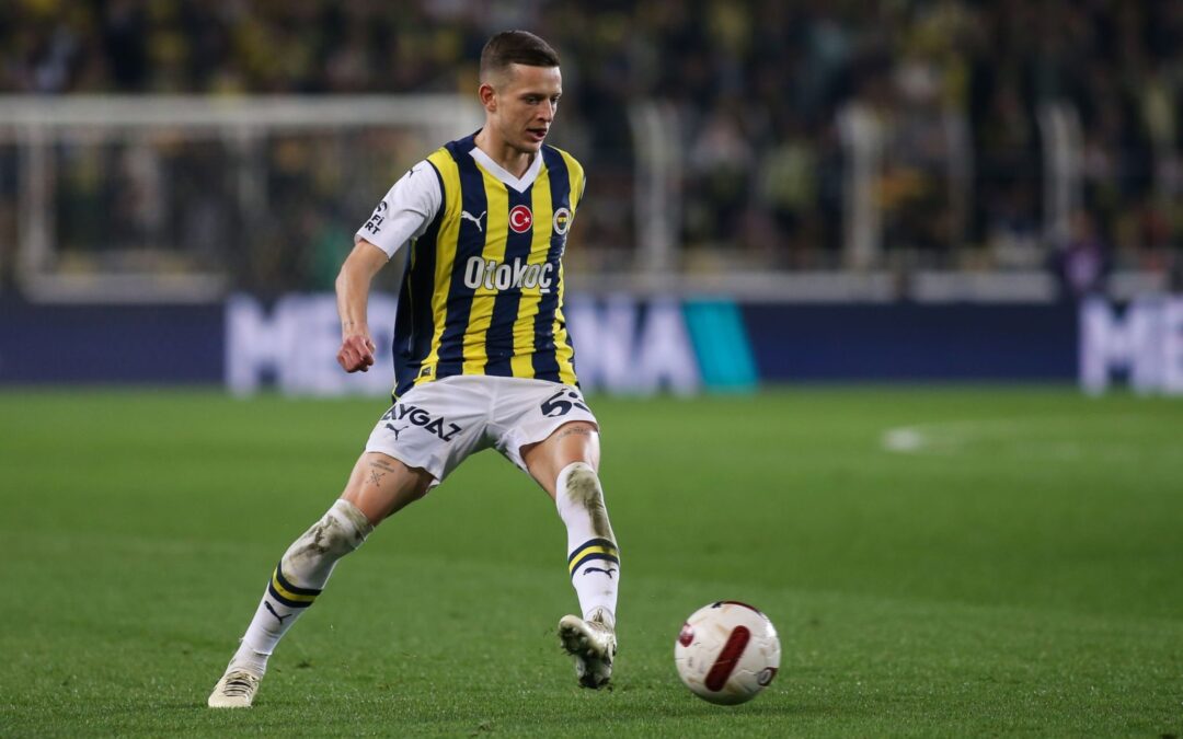 Mercato Lazio, nel mirino di Lotito e Fabiani la punta del Fenerbahce Szymanski