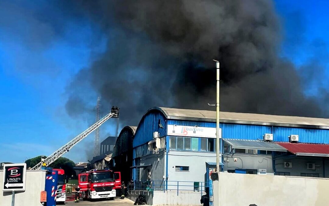 Incendio a San Basilio, seconda ordinanza del sindaco Gualtieri