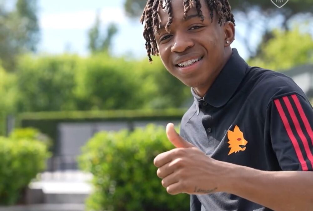Mercato Roma, ufficializzato l’ingaggio del 17enne difensore sinistro Buba Sangaré