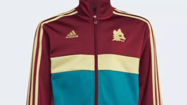 Roma, la nuova tuta fa infuriare la tifoseria: “Ha i colori della Lazio”