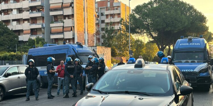 Hotel Cinecittà, firmata dal sindaco Gualtieri ordinanza per attivazione accoglienza in emergenza