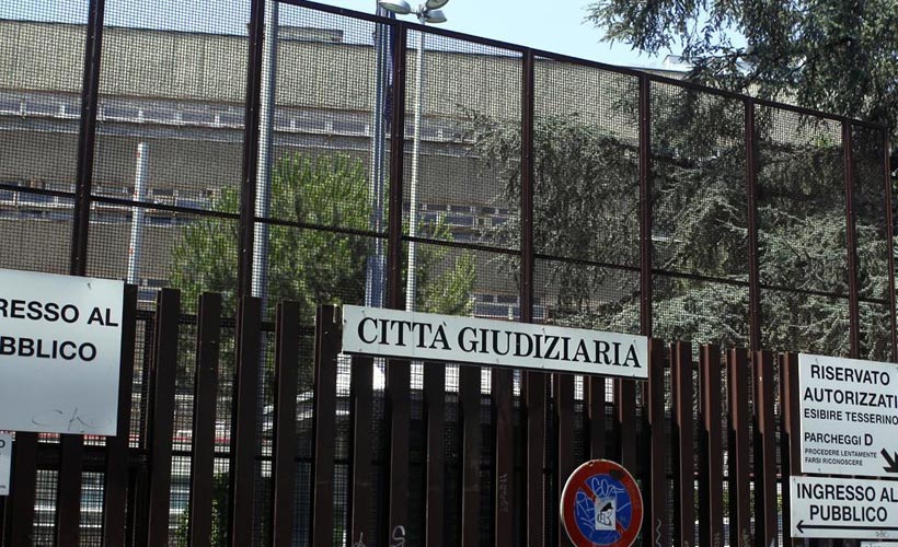 Massaggiatore condannato a 2 anni e otto mesi per violenza sessuale