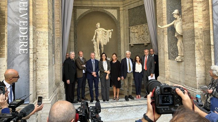 Ai Musei Vaticani, torna in tutto il suo splendore l’Apollo del Belvedere