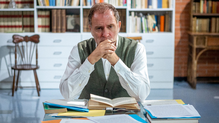 “Italo Calvino nelle città”: alla Festa del Cinema di Roma il film documentario con Mastandrea