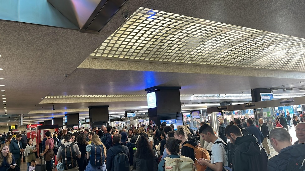 Treni, guasto sull’Alta velocità Roma-Napoli si registrano, a Termini ritardi fino a 70 minuti