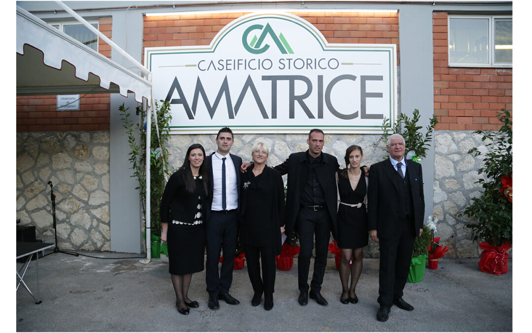 ‘World Cheese Awards’: il formaggio più buono è il pecorino di Amatrice fatto con rum e tabacco