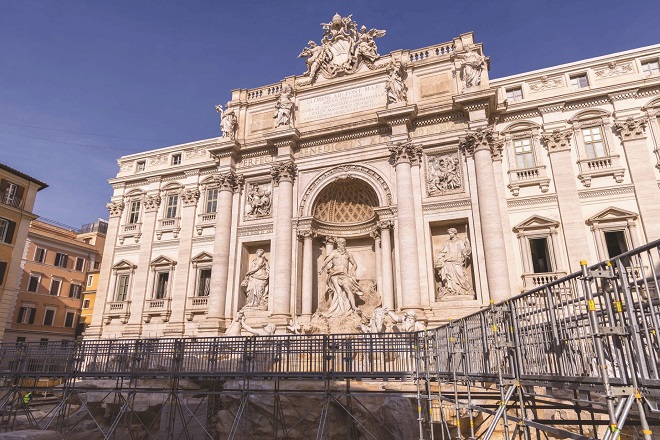 Fontana di Trevi: nel weekend oltre 14mila ingressi sulla nuova passerella