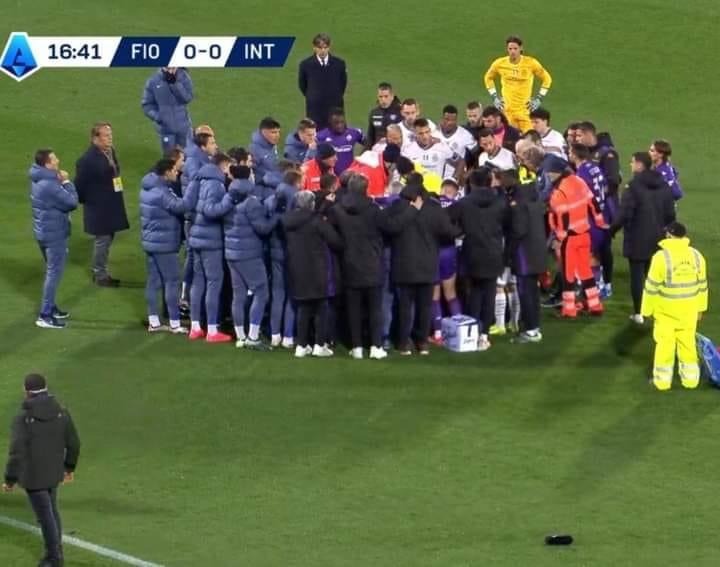 Malore in campo per Bove, notte di accertamenti. Attesa per nuovo bollettino