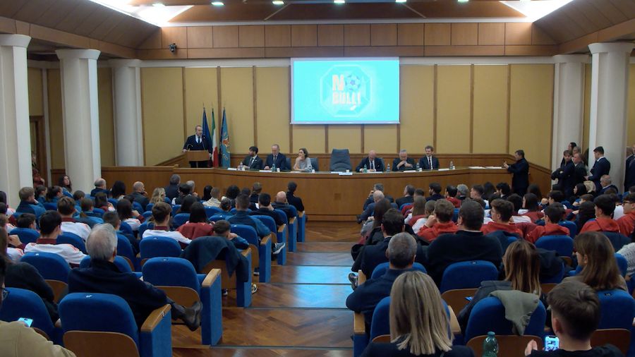 Firmato “Protocollo ‘No Bulli’: Roma, Lazio e Virtus insieme contro il bullismo