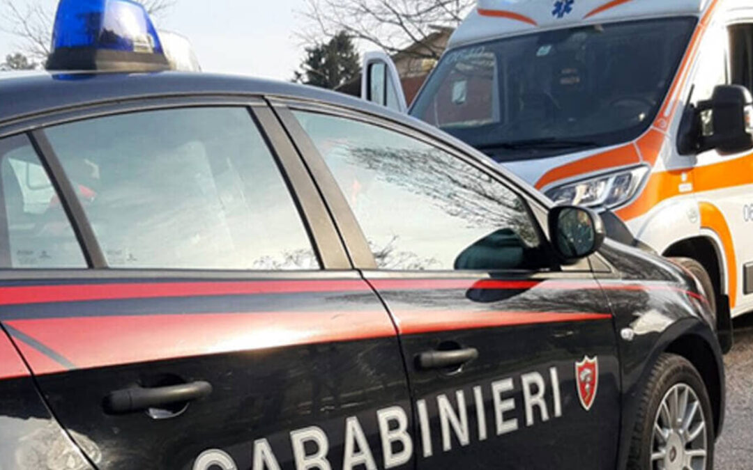 Non lo vedevano da giorni, 69enne trovato morto nella sua abitazione