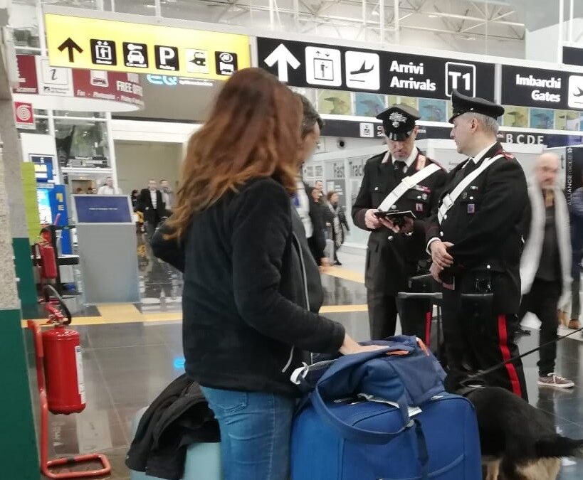 Aeroporto Fiumicino, tentato furto di merce ai duty free: 4 persone denunciate