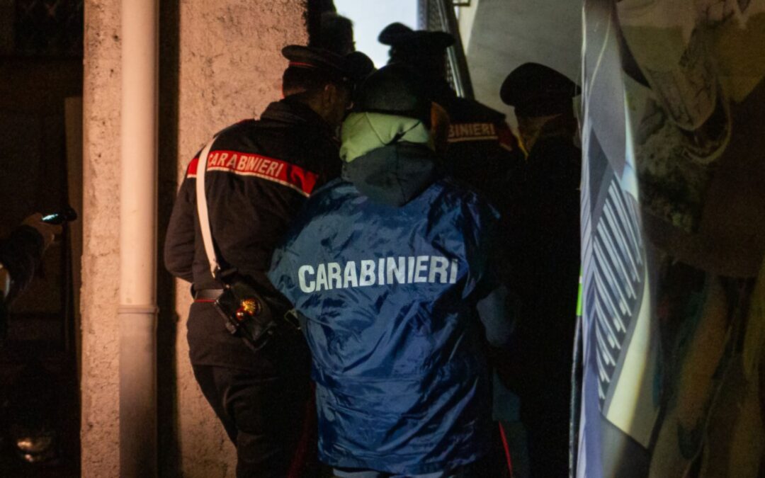 Associazione per delinquere finalizzata al traffico di droga. Carabinieri e DDA arrestano 3 persone