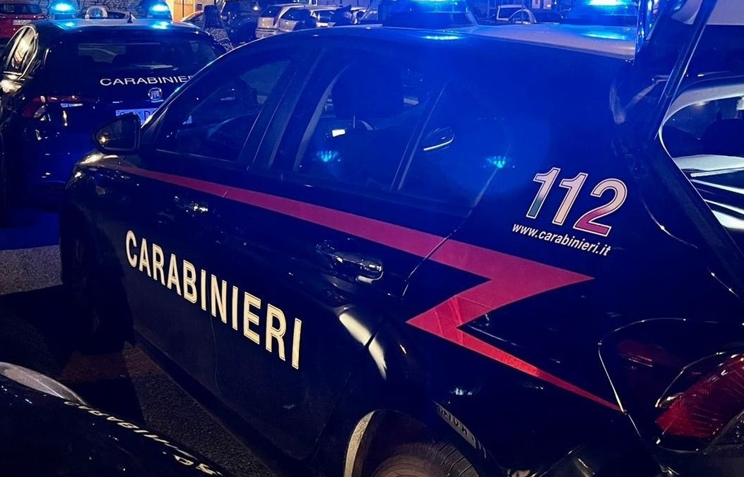 Lite tra clochard per il posto dove chiedere elemosina: fermato 49enne