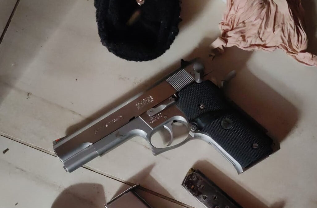 Bonnie & Clyde 2.0, im manette moglie e marito per spaccio, ricettazione e detenzione di armi