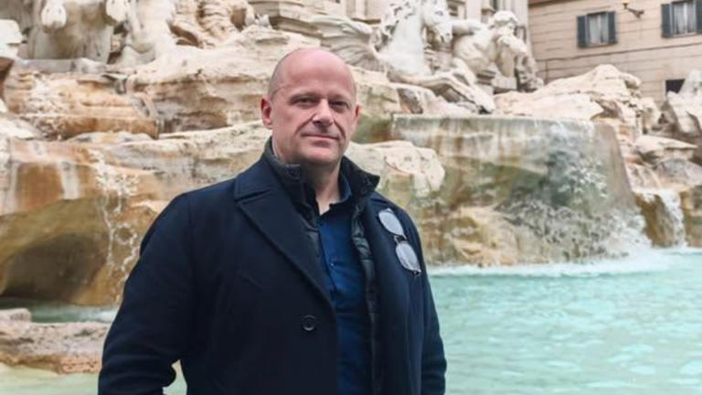 Palazzina crollata a Monteverde, il mistero del post pubblicato dall’uomo estratto dalle macerie