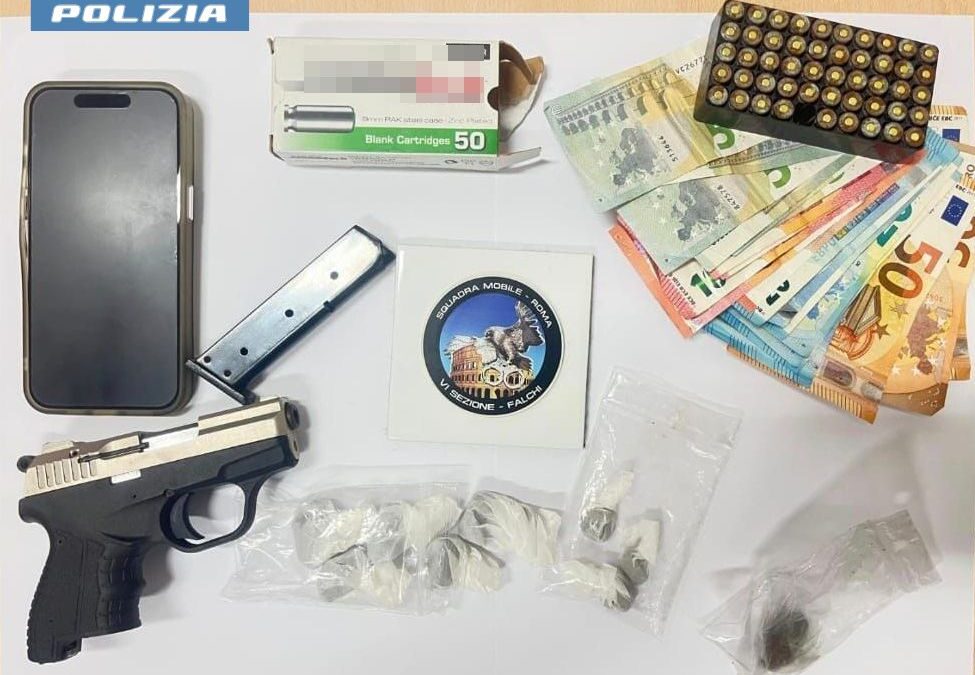 Pusher arrestato dalla Polizia, oltre alla droga aveva una pistola non denunciata