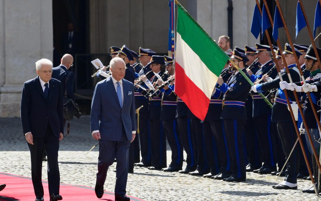 Re Carlo e Camilla a Roma, è in corso l’incontro con la premier Meloni a Villa Pamphili