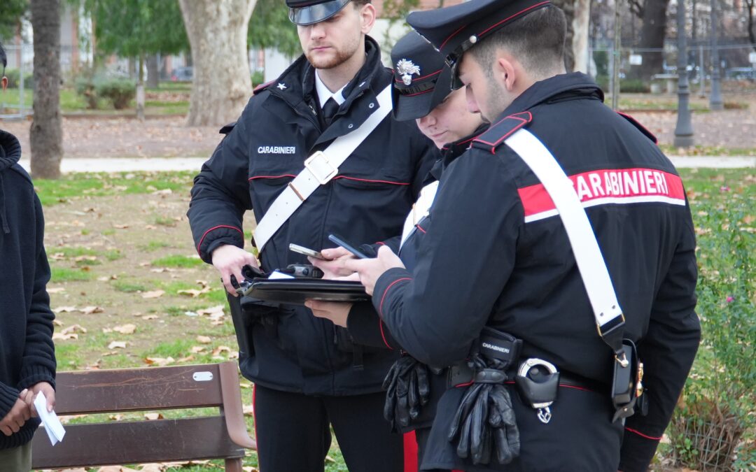 Colle Oppio, 3 minorenni denunciati per spaccio, uno di loro ha 13 anni